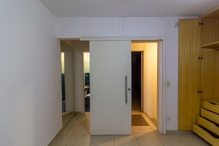 Casa à venda com 100m², 2 quartos e 2 vagasSuíte 2