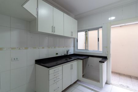 Casa à venda com 100m², 2 quartos e 2 vagasCozinha