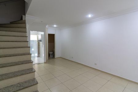 Sala de casa à venda com 2 quartos, 100m² em Vila Marari, São Paulo