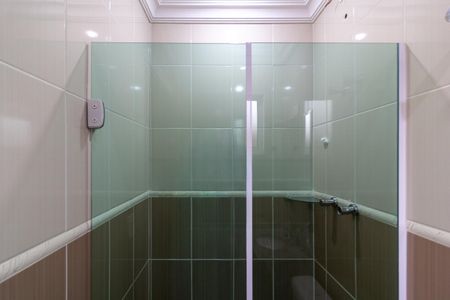 Casa à venda com 100m², 2 quartos e 2 vagasBanheiro Suíte 1