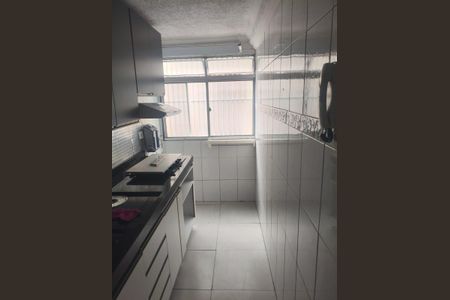 Cozinha de apartamento para alugar com 2 quartos, 47m² em Vila Portugal, São Paulo