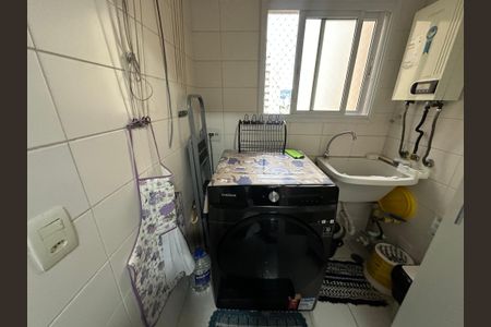 Apartamento à venda com 73m², 3 quartos e 1 vagaÁrea de Serviço