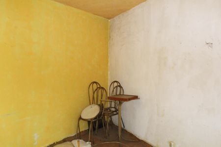 Casa de condomínio à venda com 80m², 3 quartos e sem vagaSala