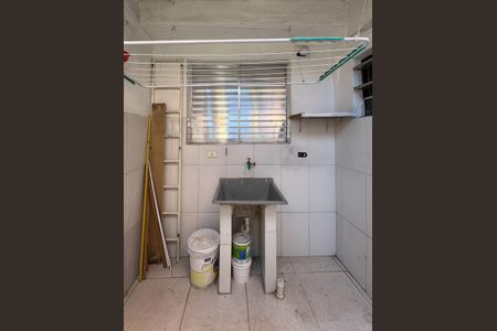 Casa à venda com 70m², 3 quartos e 2 vagasÁrea de Serviço 2