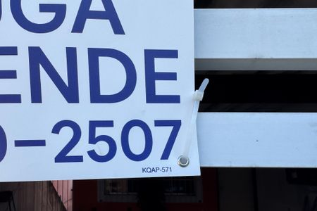 Casa à venda com 70m², 3 quartos e 2 vagasKQAP-571