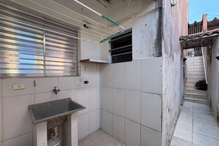 Casa à venda com 70m², 3 quartos e 2 vagasÁrea de Serviço 2