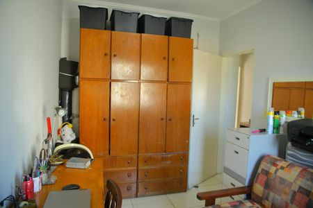 Casa para alugar com 70m², 3 quartos e 2 vagasQuarto 2