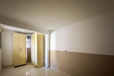Casa à venda com 70m², 3 quartos e 2 vagasQuarto 3