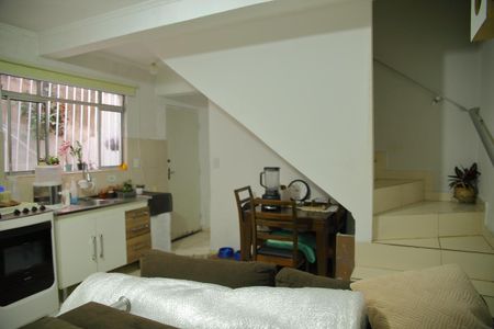 Casa para alugar com 70m², 3 quartos e 2 vagasSala/Cozinha ( casa 2 ) 