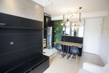 Sala de apartamento para alugar com 2 quartos, 56m² em Pechincha, Rio de Janeiro