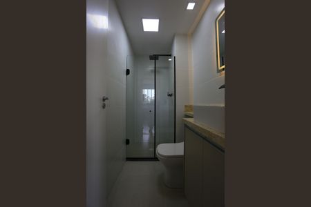 Apartamento à venda com 43m², 2 quartos e 1 vaga Apartamento à venda com 43m², 2 quartos e 1 vagaBanheiro