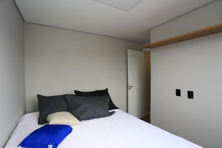 quarto 1 de apartamento à venda com 2 quartos, 43m² em Jardim Monte Alegre, Taboão da Serra