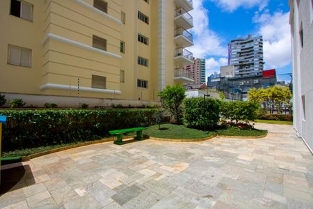 Apartamento à venda com 124m², 4 quartos e 4 vagasÀrea comum