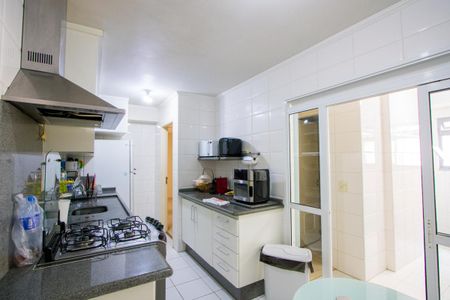 Apartamento à venda com 124m², 4 quartos e 4 vagasCozinha