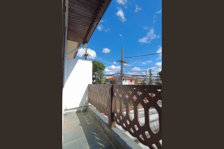 Casa para alugar com 100m², 3 quartos e 2 vagasQuarto 2 - Varanda