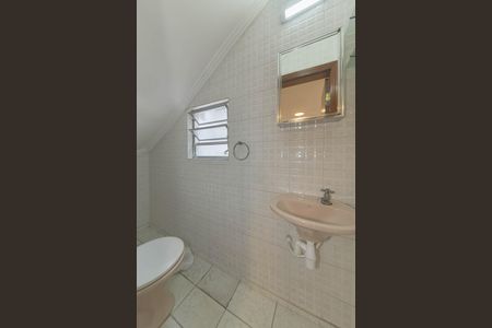 Casa para alugar com 100m², 3 quartos e 2 vagas Casa para alugar com 100m², 3 quartos e 2 vagasLavabo