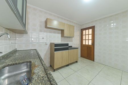 Casa para alugar com 100m², 3 quartos e 2 vagas Casa para alugar com 100m², 3 quartos e 2 vagasCozinha
