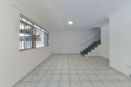 Casa para alugar com 100m², 3 quartos e 2 vagas Casa para alugar com 100m², 3 quartos e 2 vagasSala