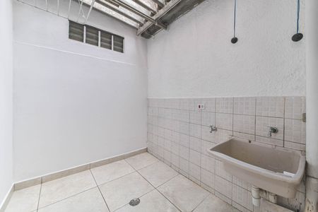 Casa para alugar com 100m², 3 quartos e 2 vagas Casa para alugar com 100m², 3 quartos e 2 vagasLavanderia