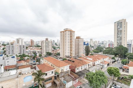 Apartamento à venda com 65m², 2 quartos e 1 vagaVaranda