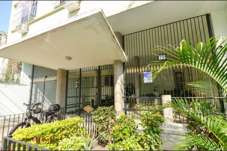 Apartamento para alugar com 80m², 3 quartos e 1 vagaFachada