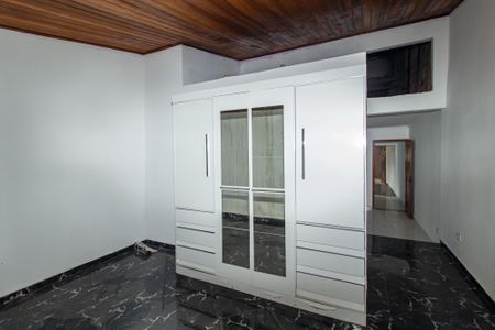 Casa para alugar com 256m², 2 quartos e 3 vagas Casa para alugar com 256m², 2 quartos e 3 vagasSuíte 1