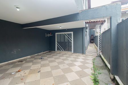 Casa para alugar com 256m², 2 quartos e 3 vagas Casa para alugar com 256m², 2 quartos e 3 vagasGaragem