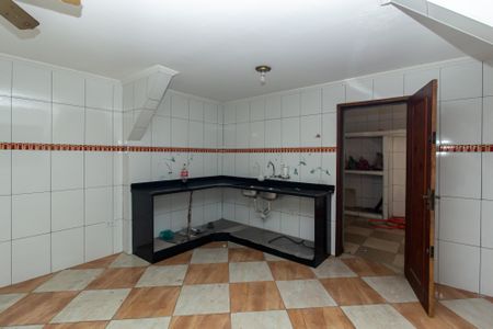 Casa para alugar com 256m², 2 quartos e 3 vagas Casa para alugar com 256m², 2 quartos e 3 vagasCozinha