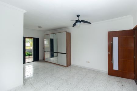 Casa para alugar com 256m², 2 quartos e 3 vagas Casa para alugar com 256m², 2 quartos e 3 vagasSuíte 2