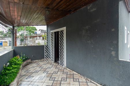 Casa para alugar com 256m², 2 quartos e 3 vagas Casa para alugar com 256m², 2 quartos e 3 vagasVaranda da Suíte 2
