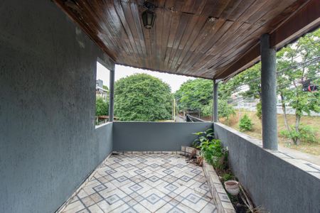 Casa para alugar com 256m², 2 quartos e 3 vagas Casa para alugar com 256m², 2 quartos e 3 vagasVaranda da Suíte 2