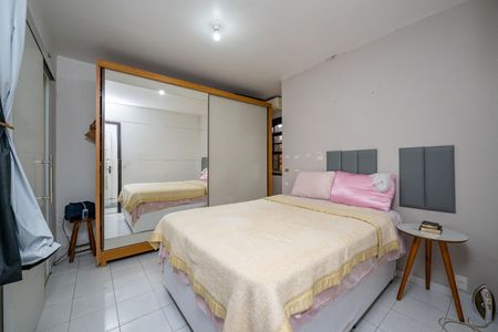 Casa para alugar com 130m², 3 quartos e 2 vagasSuíte