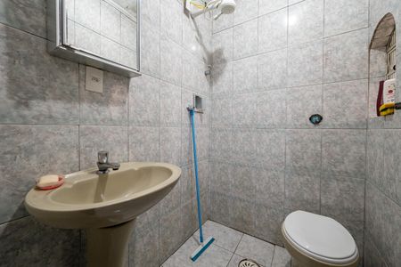 Casa para alugar com 130m², 3 quartos e 2 vagasEdícula - Banheiro