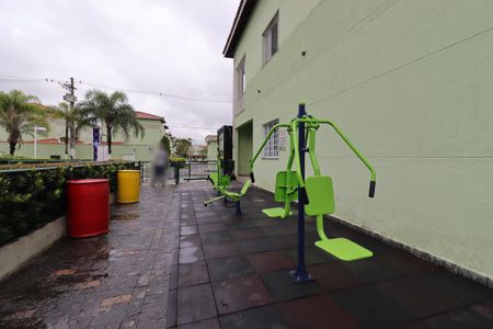 Casa de condomínio à venda com 132m², 3 quartos e 2 vagasÁrea Comum - Espaço Fitness