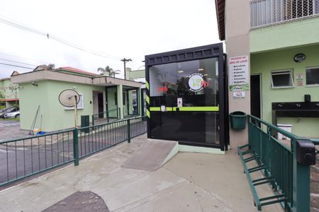 Casa de condomínio à venda com 132m², 3 quartos e 2 vagasÁrea Comum - Mercadinho 24h