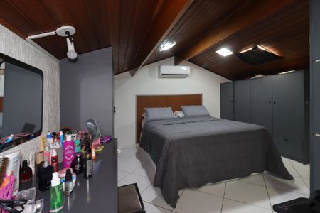 Casa de condomínio à venda com 132m², 3 quartos e 2 vagasQuarto 3