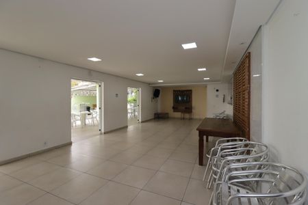 Casa de condomínio à venda com 132m², 3 quartos e 2 vagasÁrea Comum - Salão de Festas