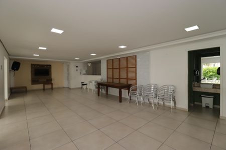 Casa de condomínio à venda com 132m², 3 quartos e 2 vagasÁrea Comum - Salão de Festas