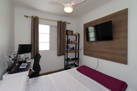 Casa de condomínio à venda com 132m², 3 quartos e 2 vagasQuarto 1