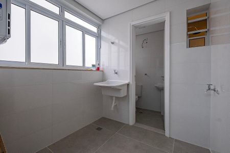 Apartamento para alugar com 130m², 3 quartos e 1 vaga Apartamento para alugar com 130m², 3 quartos e 1 vagaÁrea de Serviço
