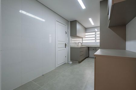 Apartamento para alugar com 130m², 3 quartos e 1 vaga Apartamento para alugar com 130m², 3 quartos e 1 vagaCozinha