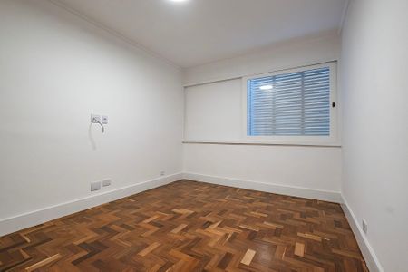 Apartamento para alugar com 130m², 3 quartos e 1 vaga Apartamento para alugar com 130m², 3 quartos e 1 vagaQuarto 3