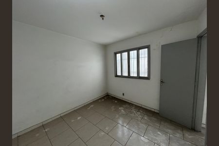Quarto de apartamento à venda com 1 quarto, 140m² em Pilares, Rio de Janeiro