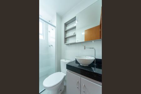 Banheiro de apartamento para alugar com 2 quartos, 40m² em Florescente, Viamão