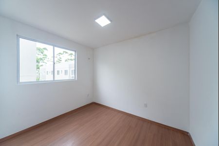 Quarto 1 de apartamento para alugar com 2 quartos, 40m² em Florescente, Viamão