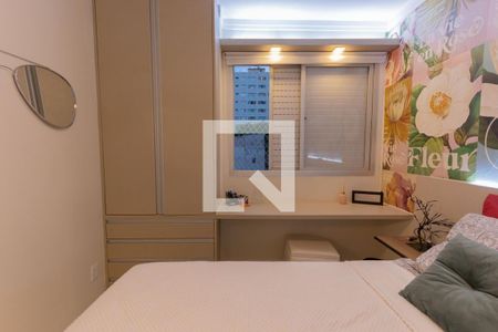 Quarto de apartamento à venda com 1 quarto, 55m² em Cambuí, Campinas