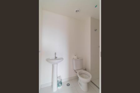 Apartamento para alugar com 24m², 1 quarto e sem vaga Apartamento para alugar com 24m², 1 quarto e sem vagaBanheiro da Suíte
