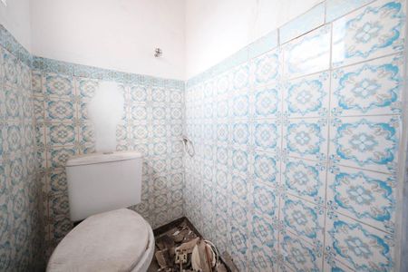 Banheiro de casa à venda com 3 quartos, 200m² em Jardim Maringa, São Paulo