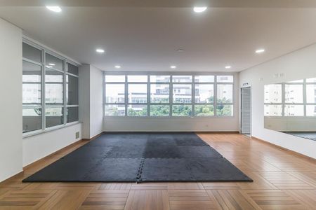 Studio para alugar com 40m², 1 quarto e 1 vaga Studio para alugar com 40m², 1 quarto e 1 vagaSala de Ginástica