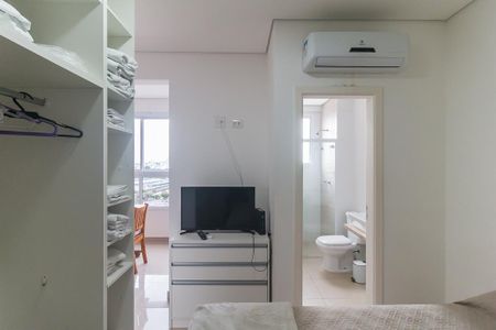 Studio para alugar com 40m², 1 quarto e 1 vaga Studio para alugar com 40m², 1 quarto e 1 vagaQuarto